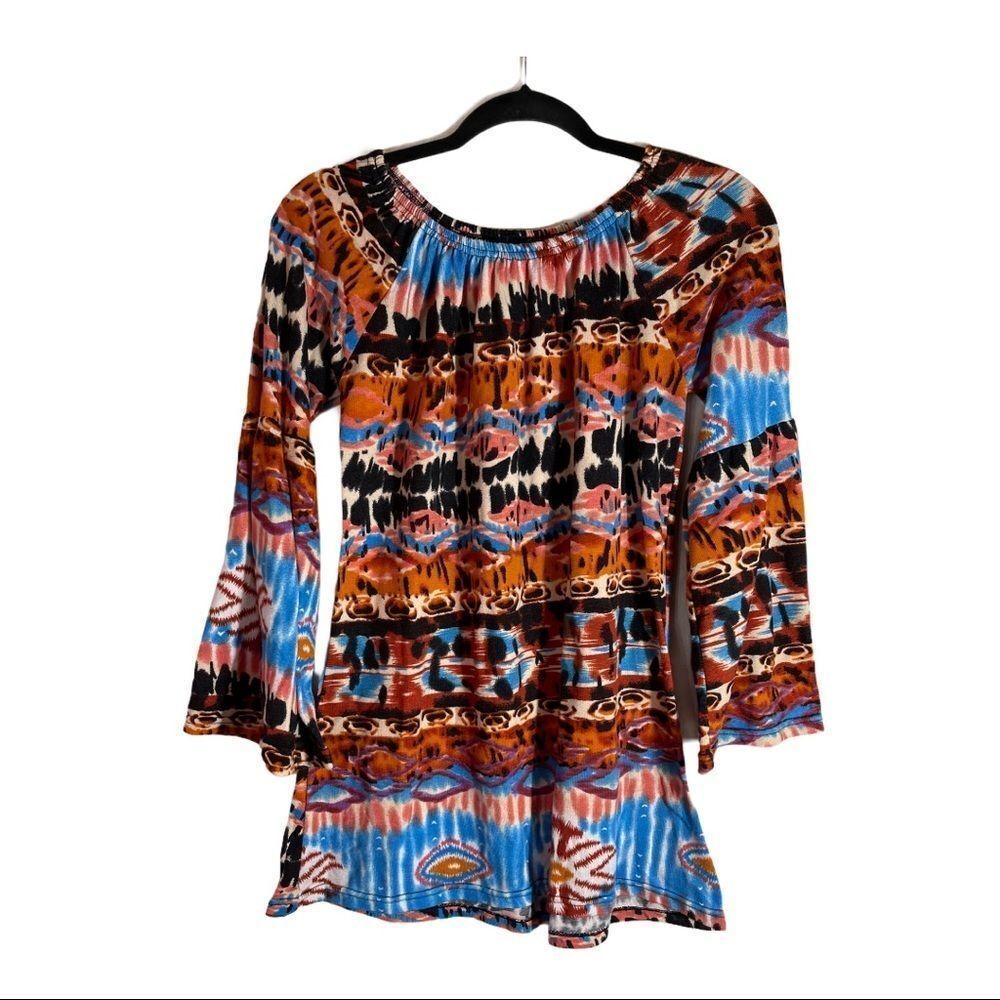 Win Win Bell Sleeve Tunic‎